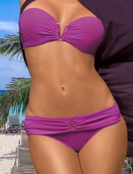 Jennifer Bikini