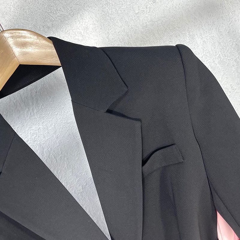 Ariana Blazer